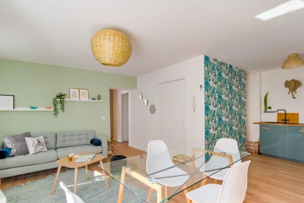 2 Bedroom Apartment In The Heart Of Marseille Exterior photo